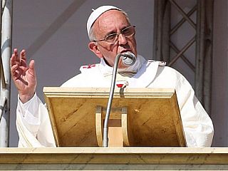Papež v Kalabriji pozval k boju proti mafiji