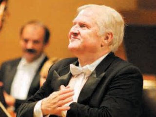 Priznanje dirigentu Marku Munihu