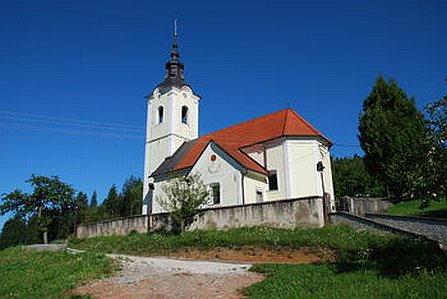 podružnična cerkev sv. Neže, mučenke, v Brezju