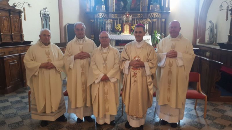 Novo mesto Duhovniki jubilanti/ARHIV ŠKOFIJA NOVO MESTO DRUžINA