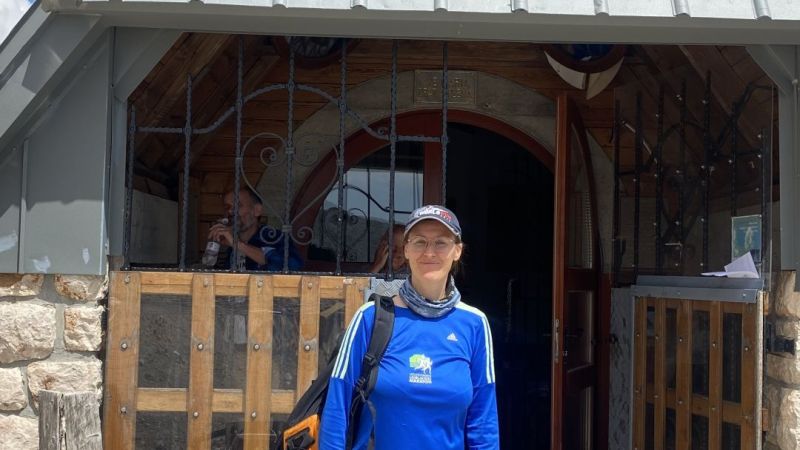Katja Rebolj / LAURA JESENEK DRUžINA