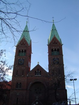 http://www.franciskani.si/wp-content/uploads/maribor.jpg