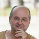 Predavanja o vzgoji za starše, stare starše, vzgojitelje in učitelje