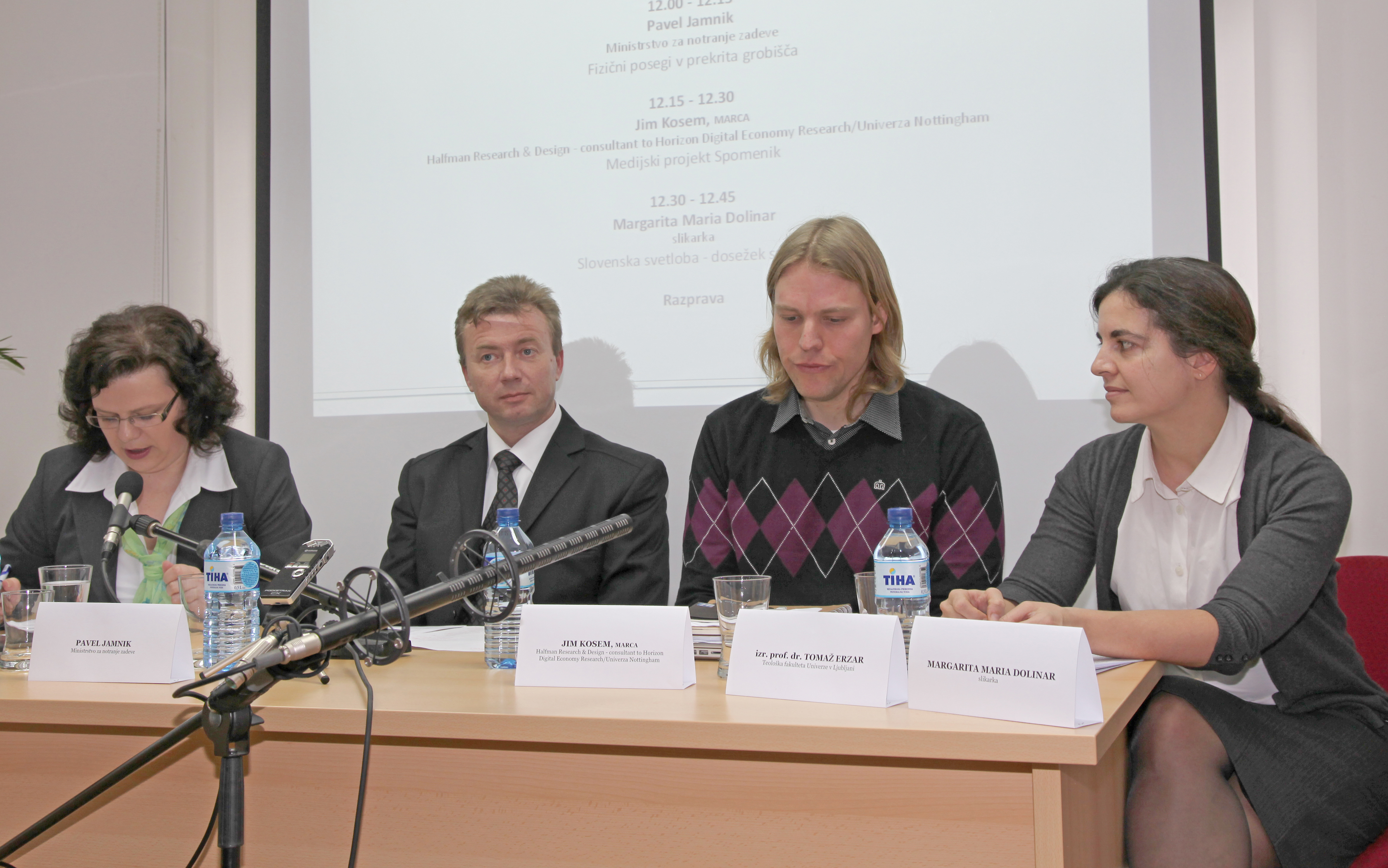 Huda Jama, rudnik Barbara rov, grobišče [7] | Družina – vsak dan s teboj