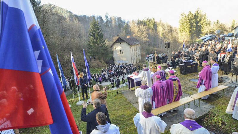 Huda Jama, rudnik Barbara rov, grobišče [9] | Družina – vsak dan s teboj