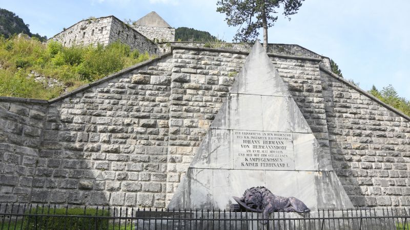 Strmec na Predelu – vas črnih rut, požig vasi, partizani [1] | Družina ...