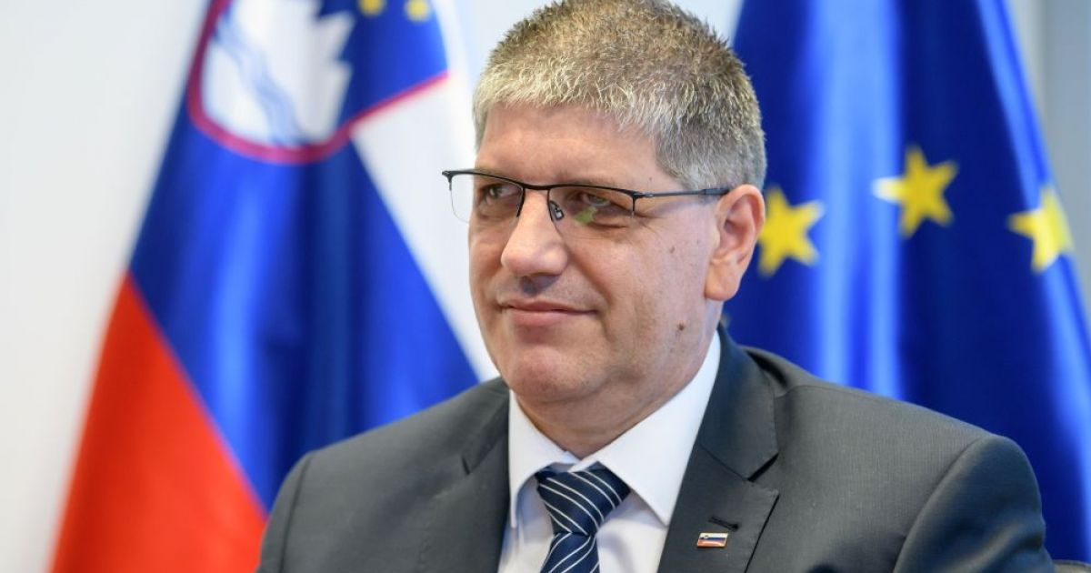 Boštjan Poklukar novamente ministro do Interior?  “É muito mais importante quem será o chefe da polícia”