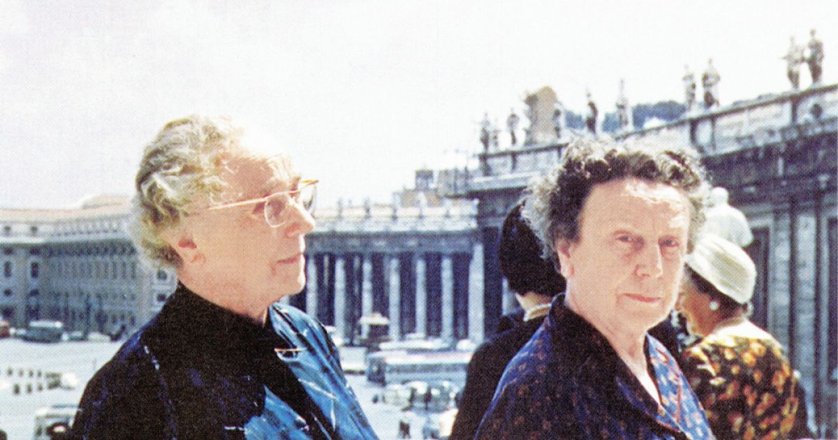 Alenka Puhar, Angela Vode, Skriti spomin se tihotapi skozi hude čase ...