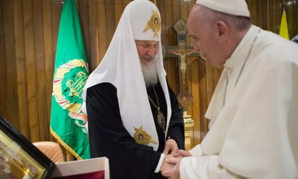 Kardinal Koch: srečanje papeža in patriarha smiselno le pod določenimi pogoji