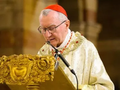 Kardinal Parolin: ali je papež proruski, ker poziva k miru?