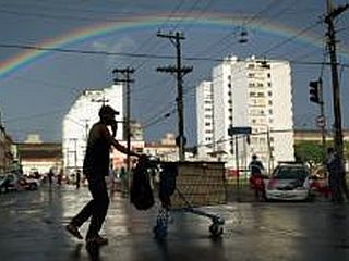 Papež spodbudil pogumen boj proti trgovini z mamili