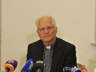 "Občudujem oba nadškofa"
