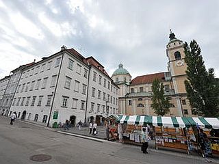 Nemški semeniščniki naj bi se politično opredelili