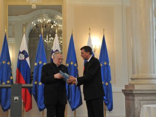 »Zavedam se, da to odlikovanje ni samo moje«