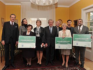 Knjige Mohorjeve družbe Celovec trem nevladnim organizacijam