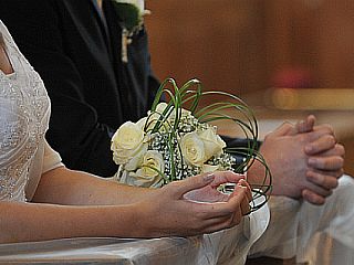 Kardinal Meisner zavrača reforme za znova civilno poročene ločene