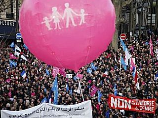 V Franciji znova protesti proti istospolnim zakonskim zvezam