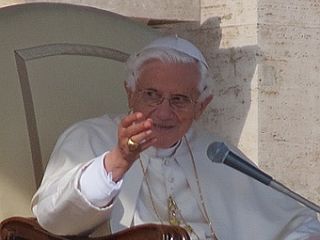 Prevajalec Benedikta XVI. vidi kot »velikega cerkvenega učitelja«