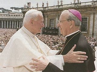 100. obletnica rojstva voditelja Opus Dei