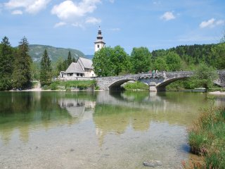 Obisk slovenskih dijakov iz čezmorskih držav
