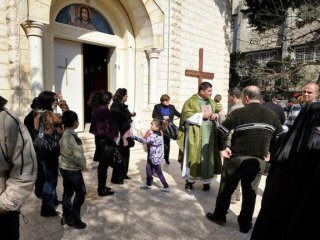V izraelskem napadu na Gazo ogrožena tudi katoliška župnija
