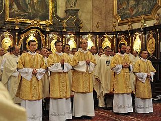 Diakonsko posvečenje v ljubljanski stolnici