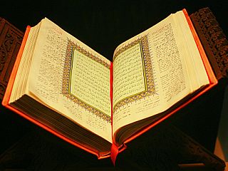 Muslimani in kristjani za spremembo zakona o bogoskrunstvu