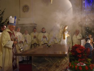 »Na oltarju mora ležati tudi tvoja skrb in tvoje trpljenje«