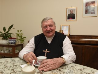 Še na mnoga leta, nadškof Uran!