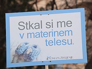 Nova Družina že med bralci