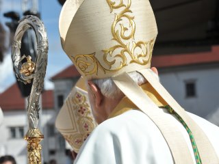 Bogoslužja slovenskih škofov v velikem tednu