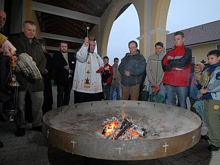 Voda in ogenj očiščujeta