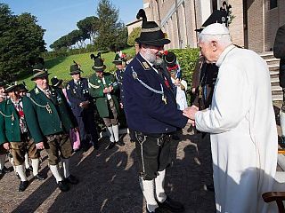 Benedikt XVI. si je za rojstni dan privoščil vrček piva
