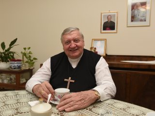 Nadškof Uran se lahko vrne domov