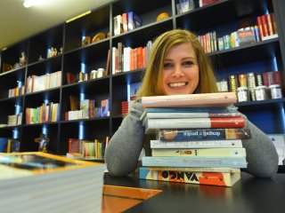 Teden knjige s popusti in literarnimi dogodki