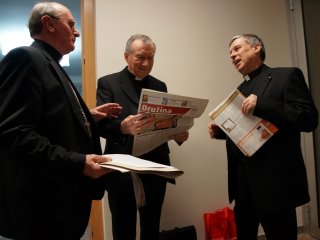 Vatikanski državni tajnik: »Cerkev ne išče privilegijev!«