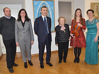 Sakralna umetnost, povezana z glasbo