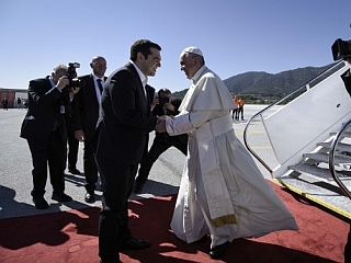 Papežev obisk na Lezbosu kaže pot evropski politiki