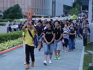 Hongkong: kristjani nasprotujejo uničevanju križev