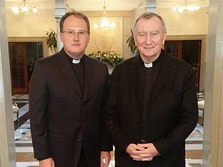 Nova Družina obširno o dogajanju v domači Cerkvi