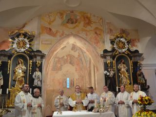 Nadškof Cvikl: »Sveti Martin izziva in vabi, da postanemo ljudje srca«