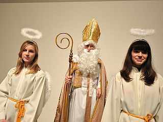 Praznični december: počastimo Miklavža, Barbaro in Marijo