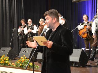 »Drage družine, hvala, da ste!«