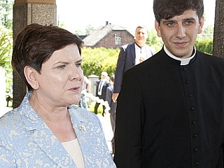 Sin poljske premierke posvečen v duhovnika