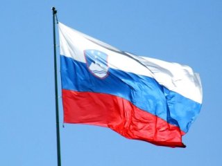 Ne sedi križem rok!