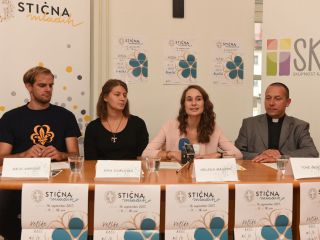 Prihaja Stična mladih 2017