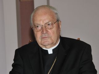 Kardinal Sodano obhaja 90 let