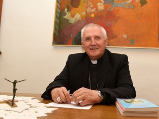 Zakaj otrok umira za rakom, za nas ostaja skrivnost