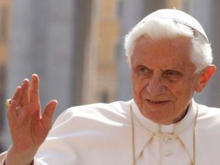 Benedikt XVI. obhaja 91. rojstni dan