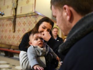 Frančišek v katehezi o krstu in znamenju križa